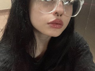دردشة الفيديو المثيرة KittiGirl