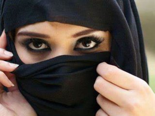 دردشة الفيديو المثيرة Hijabi-Girl