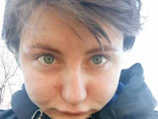 دردشة الفيديو المثيرة HLORGEXIDINABIGLUKONAT