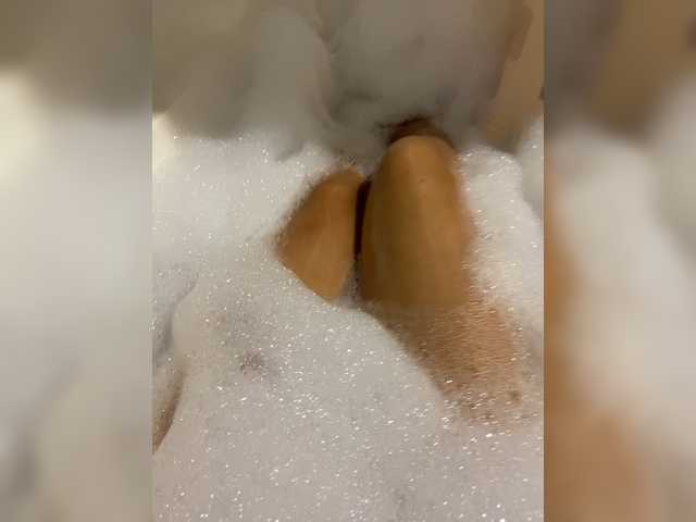 الصور HloyaConect Hey guys!:) Goal- #Dance #hot #pvt #c2c #fetish #feet #roleplay Tip to add at friendlist and for requests!