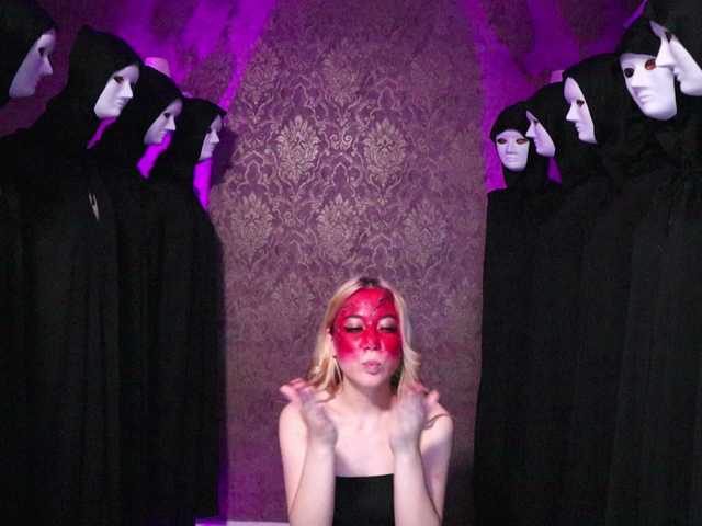 لقطات البث HollyEmily