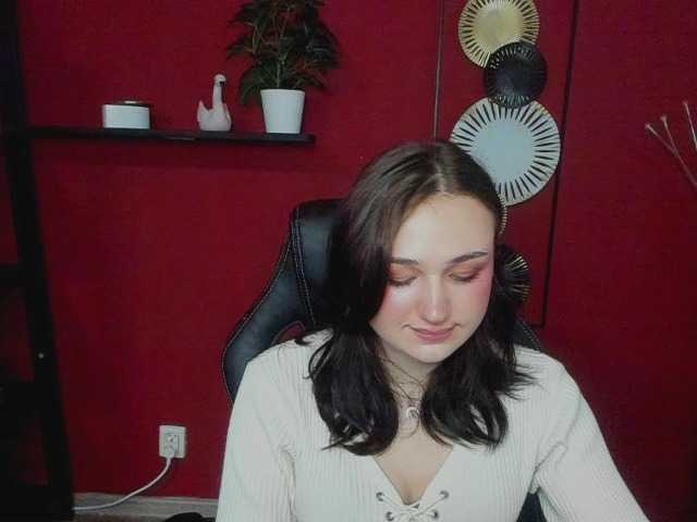 لقطات البث HollyExtasy