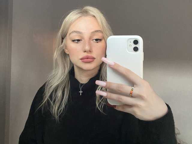 صورة الملف الشخصي HollyTailor