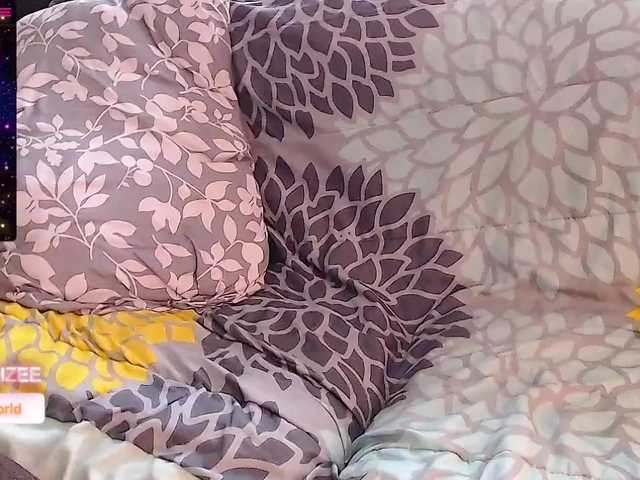 لقطات البث _Little_Alizee_x