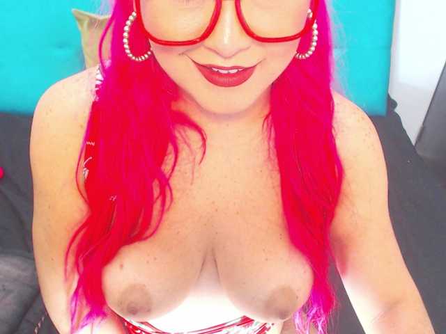 لقطات البث HoneyBunnyX