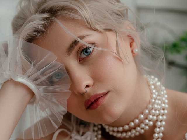 صورة الملف الشخصي HoneyCherry