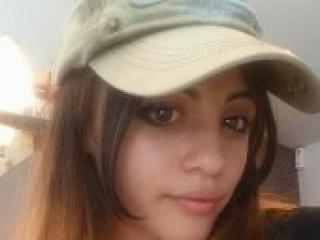 دردشة الفيديو المثيرة honeypussy3