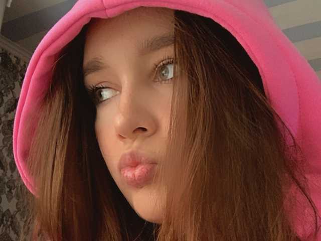 صورة الملف الشخصي Honeyy-beee