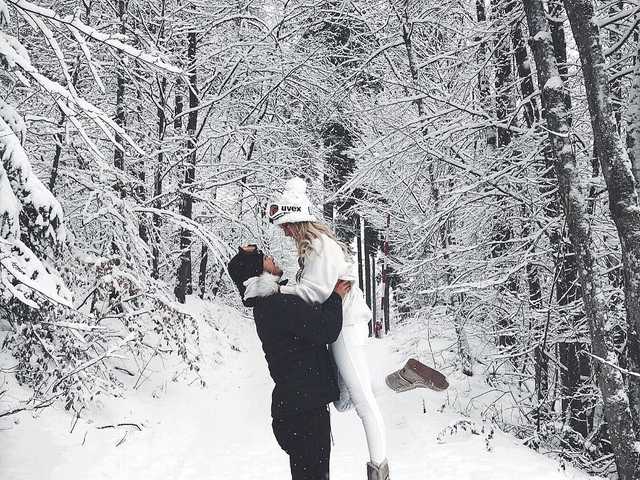 صورة الملف الشخصي Hornymoon666