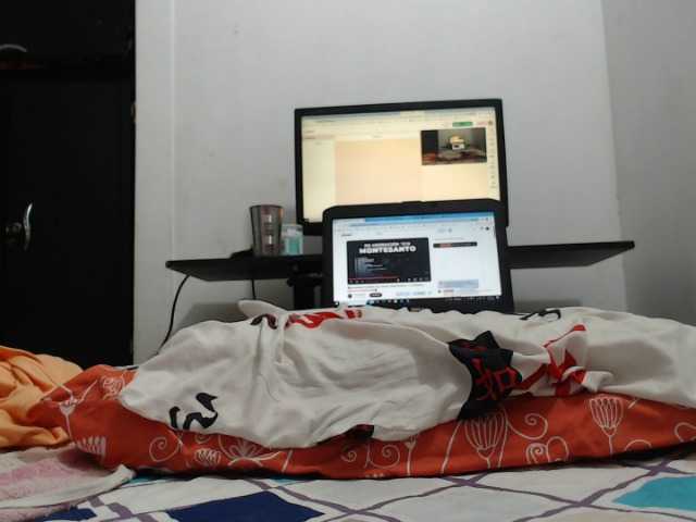 لقطات البث Hotanalxxx