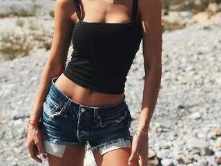 دردشة الفيديو المثيرة hotanna