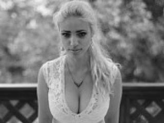 دردشة الفيديو المثيرة hotboginya