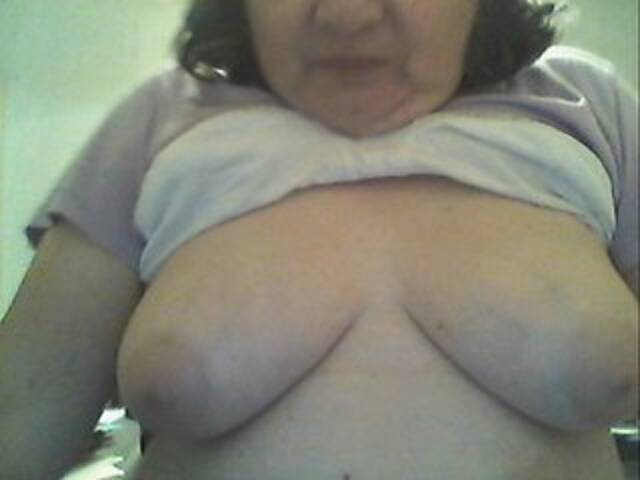 لقطات البث Hotcutiefun