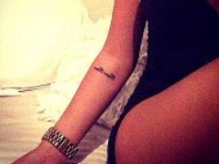 دردشة الفيديو المثيرة hotkissa