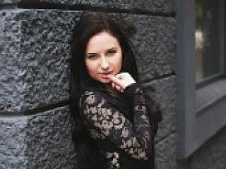 دردشة الفيديو المثيرة hotlaura