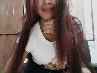 دردشة الفيديو المثيرة hotlittlestar