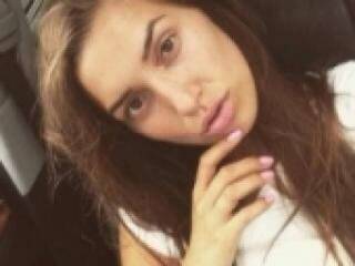 دردشة الفيديو المثيرة hotmery