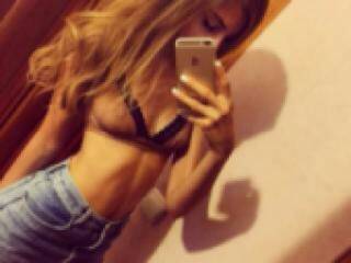 دردشة الفيديو المثيرة hotteeniie