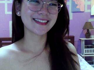 دردشة الفيديو المثيرة HottieAnne