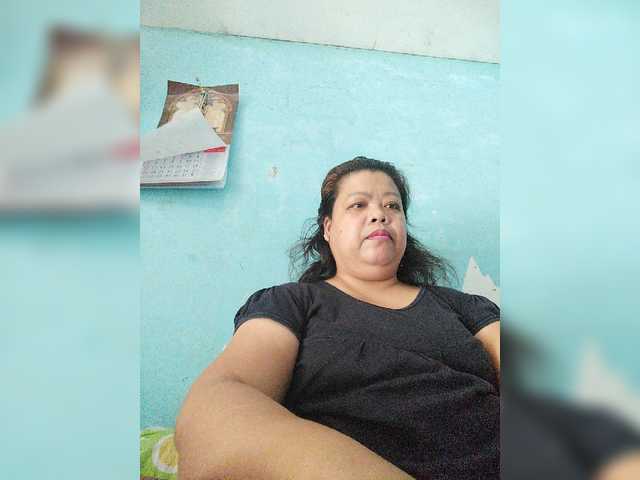 لقطات البث Hottynilda