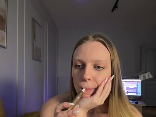 دردشة الفيديو المثيرة HotWillow