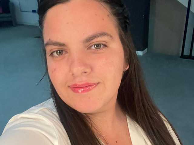 صورة الملف الشخصي HugeTittiess