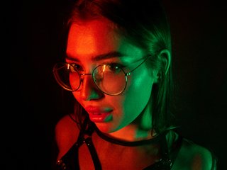 دردشة الفيديو المثيرة iampiggygirl