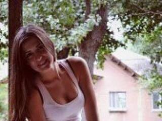 دردشة الفيديو المثيرة ilovemytown