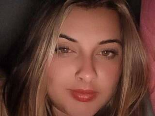 دردشة الفيديو المثيرة imnoModelIris