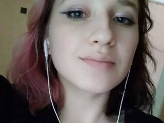 دردشة الفيديو المثيرة impinkmind