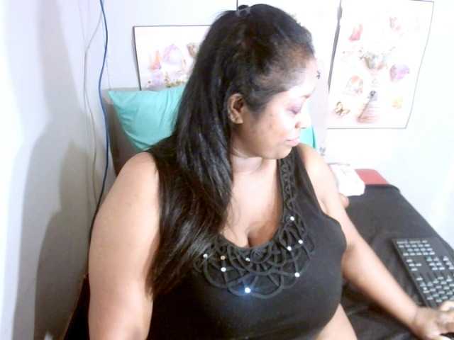 لقطات البث Indiantasha
