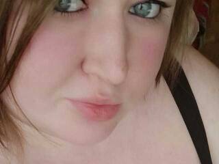 دردشة الفيديو المثيرة IngaPleasure