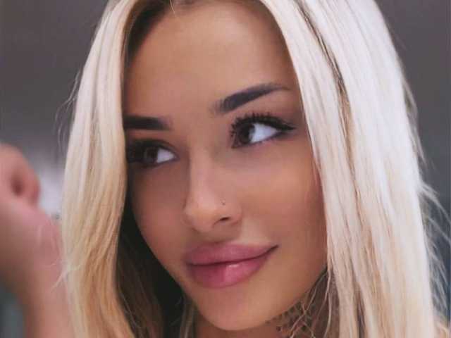 صورة الملف الشخصي InkedBlondeLust