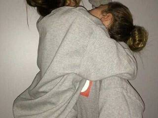 دردشة الفيديو المثيرة insomnia1-1