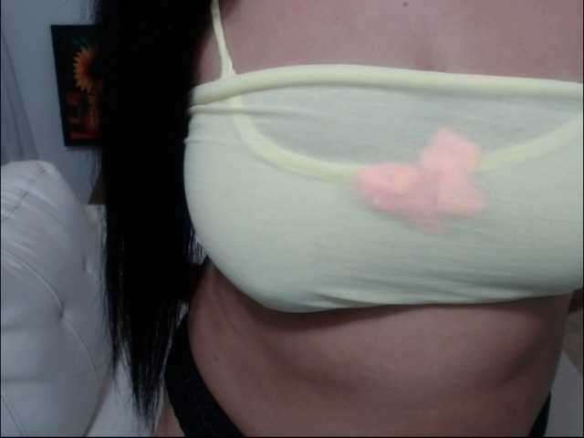 لقطات البث intimasweet