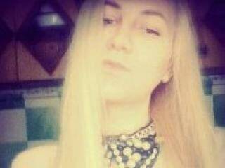 دردشة الفيديو المثيرة intrizheenn