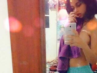 دردشة الفيديو المثيرة iris-915