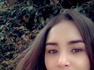 دردشة الفيديو المثيرة IrisBonnyRc