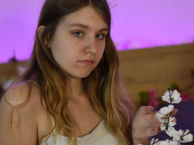 صورة الملف الشخصي IrisRain