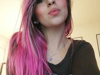 دردشة الفيديو المثيرة Miagadner1