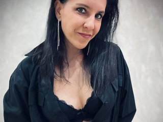 دردشة الفيديو المثيرة IrwiTomboy