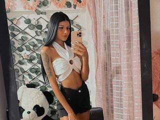 دردشة الفيديو المثيرة Isa-becc