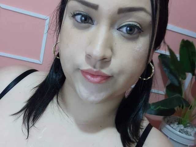 صورة الملف الشخصي Isabella-Reyes
