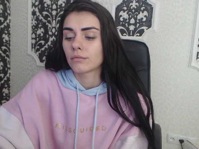 لقطات البث IsabelStars