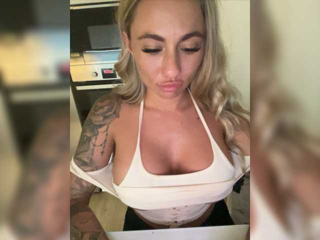 لقطات البث Isizzu