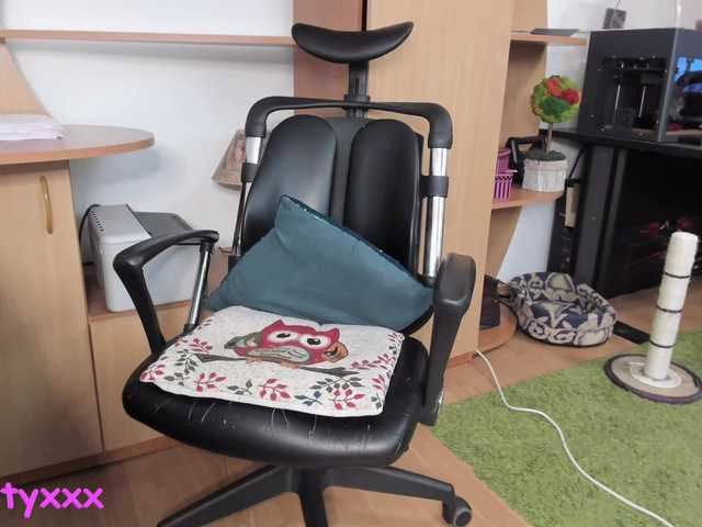 لقطات البث ivykittyxxx