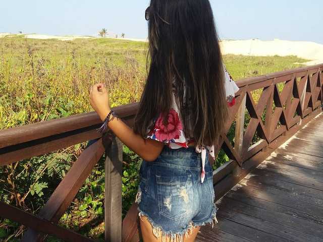 صورة الملف الشخصي LauraTovar