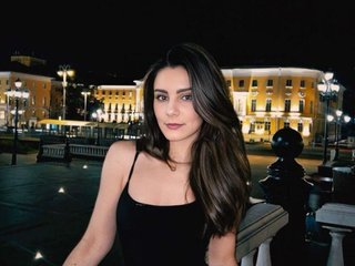دردشة الفيديو المثيرة Secret_Smile