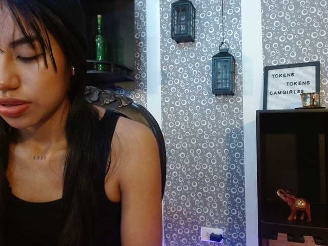 الصور jasmin-020 Hi welcome to my room, im new here pls be nice and respect the tip menu..... 333 - 331 STRIP SHOW AND TWERK #nw #colombian #latin #squirt