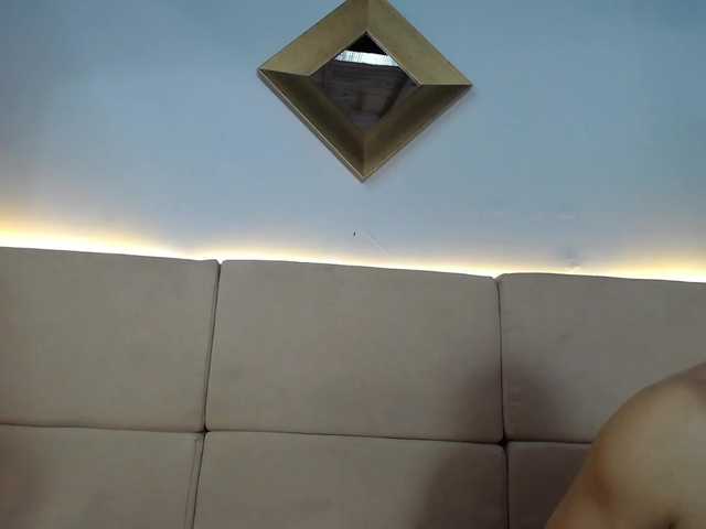 لقطات البث Jazmin-and-Leon-